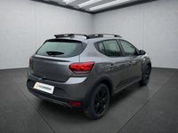 Neu Dacia Sandero Stepway 90 PS (66 kW) 2025 Grau Kleinwagen