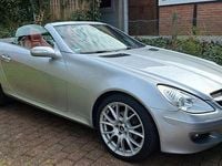 Second-hand Mercedes SLK200 163 CP (119 kW) 2006 Argintiu Cabrio