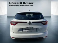 Gebraucht Renault Mégane IV Life 116 PS (85 kW) 2019 Weiß Limousine