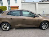 Usata Renault Mégane Play 110 CV (80 kW) 2017 Marrone Berlina