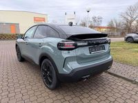 Neu Citroën C4 131 PS (96 kW) 2025 Manhatten grün Limousine