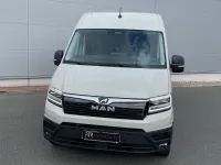 Używany MAN TGE 177 KM (130 kW) 2024 Szary Van