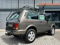 Gebraucht Lada Taiga 83 PS (61 kW) 2017 Grau SUV