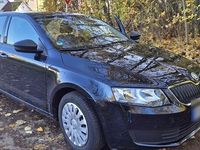 Second-hand Skoda Octavia 116 CP (85 kW) 2016 Negru Hatchback