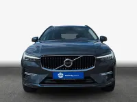 Używany Volvo XC60 Core 250 KM (183 kW) 2024 Niebieski SUV