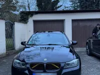 Gebraucht BMW 320 184 PS (135 kW) 2010 Schwarz Kombi