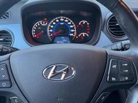 Gebraucht Hyundai i10 66 PS (48 kW) 2015 Schwarz Kleinwagen