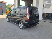 Gebraucht Ford Tourneo Connect Titanium 101 PS (74 kW) 2015 Iridiumschwarz metallic Van / Kleinbus