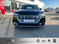 Gebraucht Audi e-tron Sportback Sport 300 kW (408 PS) 2023 Mythos black metallic SUV