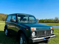 Second-hand Lada niva 82 CP (60 kW) 2010 Verde SUV
