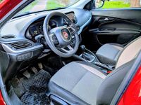 Gebraucht Fiat Tipo 95 PS (69 kW) 2017 Rot Limousine