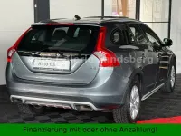 Używany Volvo V60 CC Plus 150 KM (110 kW) 2017 Szary Kombi