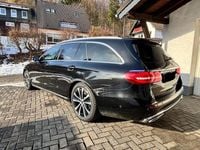 Gebraucht Mercedes E200 Avantgarde 150 PS (110 kW) 2018 Schwarz Kombi