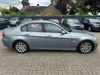 Gebraucht BMW 325 218 PS (160 kW) 2006 Grau Limousine