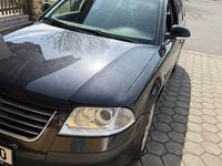 Gebraucht VW Passat 131 PS (96 kW) 2004 Schwarz Kombi