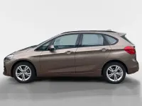 Gebraucht BMW 220 Advantage 192 PS (141 kW) 2018 Jucarobeige metallic Kombi