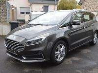 Gebraucht Ford S-MAX Titanium 190 PS (139 kW) 2022 Grau Van / Kleinbus
