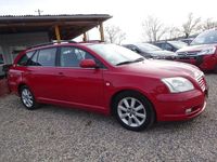 Gebraucht Toyota Avensis Sol 129 PS (94 kW) 2004 Rot Kombi