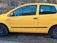 Gebraucht VW Fox 55 PS (40 kW) 2005 Gelb Kleinwagen