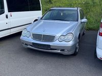 Gebraucht Mercedes C320 218 PS (160 kW) 2003 Silber Limousine