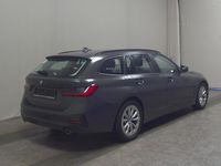 Gebraucht BMW 318 Sport Line 150 PS (110 kW) 2021 Grau Kombi