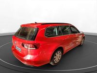 Second-hand VW Passat Business 122 CP (89 kW) 2023 Roșu Break