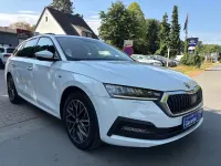 Gebraucht Skoda Octavia Clever 116 PS (85 kW) 2021 Bila moon/moon white Kombi