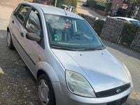Gebraucht Ford Fiesta 60 PS (44 kW) 2005 Silber Kleinwagen