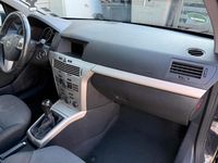 Gebraucht Opel Astra 90 PS (66 kW) 2007 Schwarz Limousine