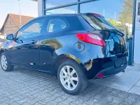 Usata Mazda 2 Active 75 CV (55 kW) 2010 Nero Utilitaria