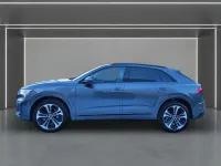 Neu Audi Q8 S-Line 286 PS (210 kW) 2025 Grau SUV
