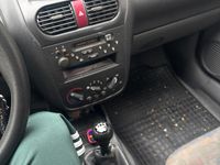 Gebraucht Opel Corsa 60 PS (44 kW) 1999 Silber Kleinwagen
