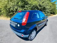 Gebraucht Ford Fiesta 69 PS (50 kW) 2007 Blau Kleinwagen