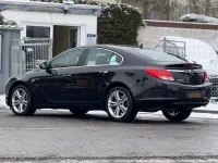 Gebraucht Opel Insignia 180 PS (132 kW) 2012 Schwarz Limousine