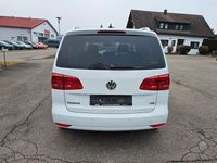 Gebraucht VW Touran Cup 105 PS (77 kW) 2014 Pure white Van / Kleinbus