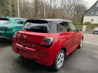 Neu Suzuki Swift Comfort 83 PS (61 kW) 2025 Rot Kleinwagen