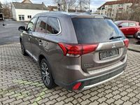 Gebraucht Mitsubishi Outlander Edition 150 PS (110 kW) 2017 Braun SUV