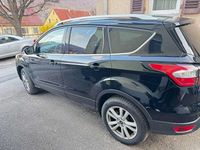 Gebraucht Ford Kuga Titanium 150 PS (110 kW) 2018 Schwarz SUV