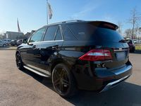 Gebraucht Mercedes ML350 258 PS (189 kW) 2012 Schwarz SUV