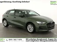 Neu Audi A3 150 PS (110 kW) 2026 Distrikt grün metallic Limousine