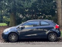 Gebraucht Kia Rio 86 PS (63 kW) 2012 Kleinwagen