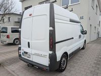 Gebraucht Opel Vivaro 101 PS (74 kW) 2006 Weiß Van / Kleinbus