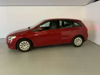 Gebraucht Mercedes B200 150 PS (110 kW) 2021 Manufaktur lack manufaktur patagonienrot metallic Kleinwagen