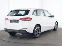 Gebraucht Mercedes B200 Progressive 163 PS (119 kW) 2024 Polarweiß Kleinwagen