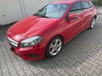 Gebraucht Mercedes A180 122 PS (89 kW) 2012 Rot Limousine