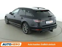 Używany Audi A4 S-Line 252 KM (185 kW) 2018 Czarny Kombi