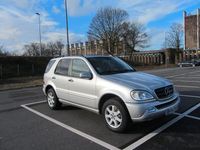 Gebraucht Mercedes ML320 218 PS (160 kW) 2002 Silber SUV