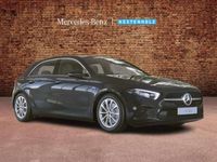 gebraucht Mercedes A250 e Kompaktlimousine Progressive Carbon AHK