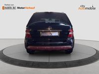 Gebraucht Mercedes ML320 224 PS (164 kW) 2006 Obsidianschwarz  metalliclack (metallic) SUV