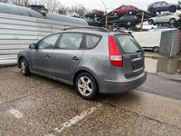 Gebraucht Hyundai i30 90 PS (66 kW) 2012 Kombi